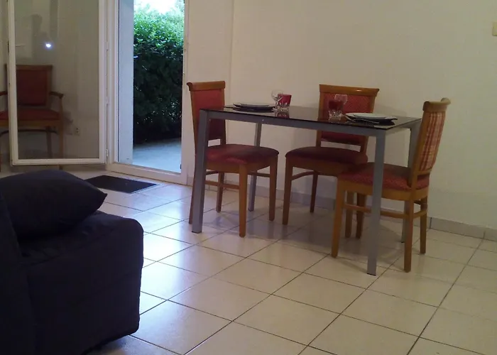 T2 36 M2 Pres Du Lac, Parc 55 Hectares Accessible A Pied !